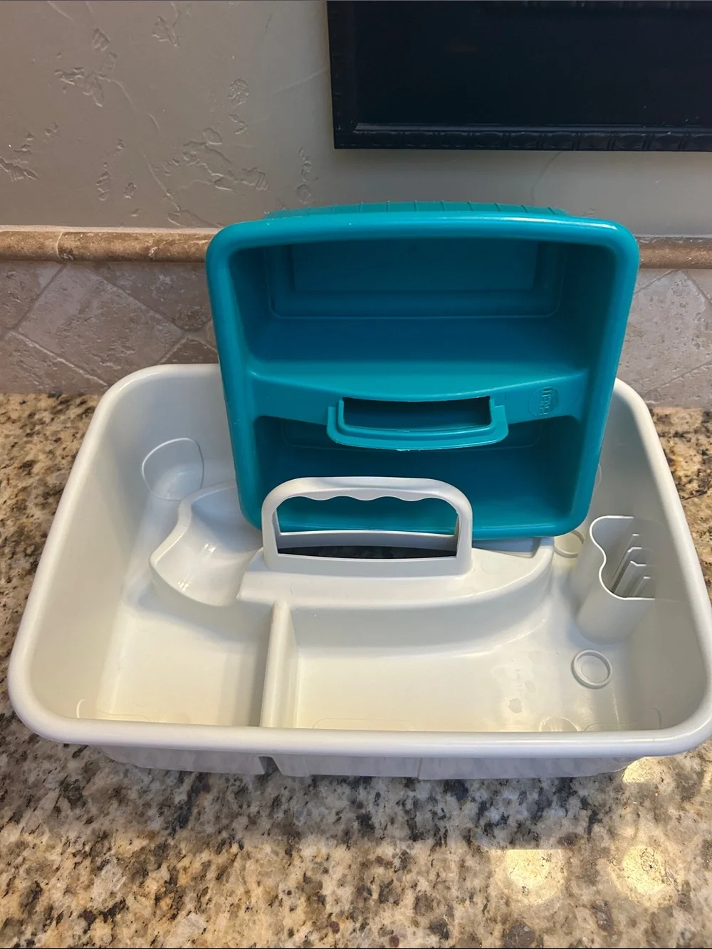 White Cleaning Caddy with Teal Removable Tray